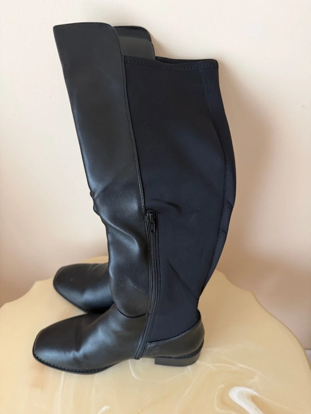 SO Women's Black Tall Boots Size 8 Medium Over-the-Knee Stretch Back